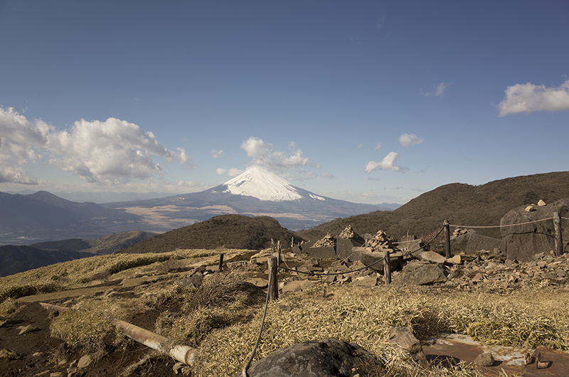 箱根ハイキング2015：駒ケ岳山頂から富士山