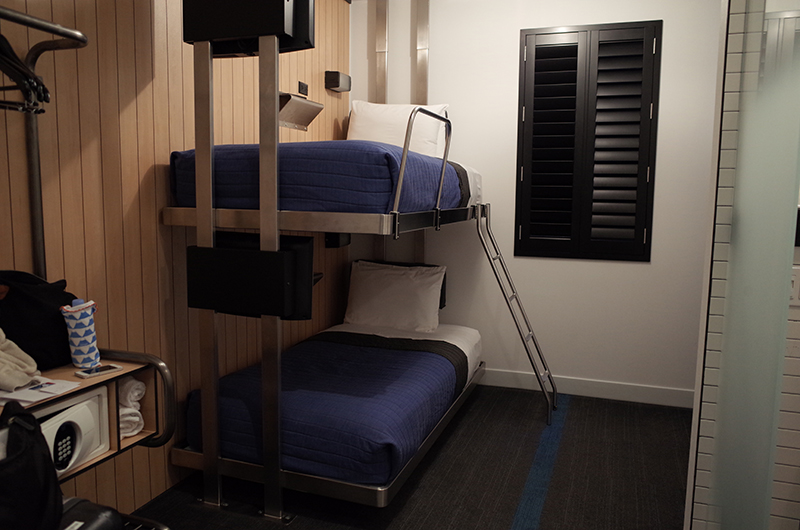 アメリカの旅2014：NYの宿Pod39