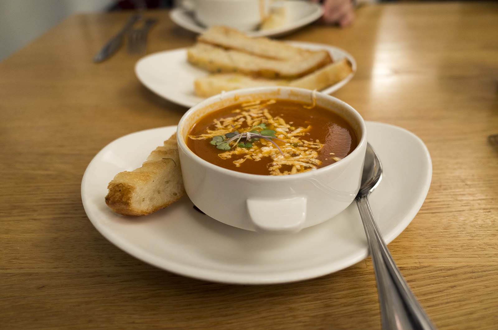 アメリカの旅2014:MOMAのカフェでスープ頼む