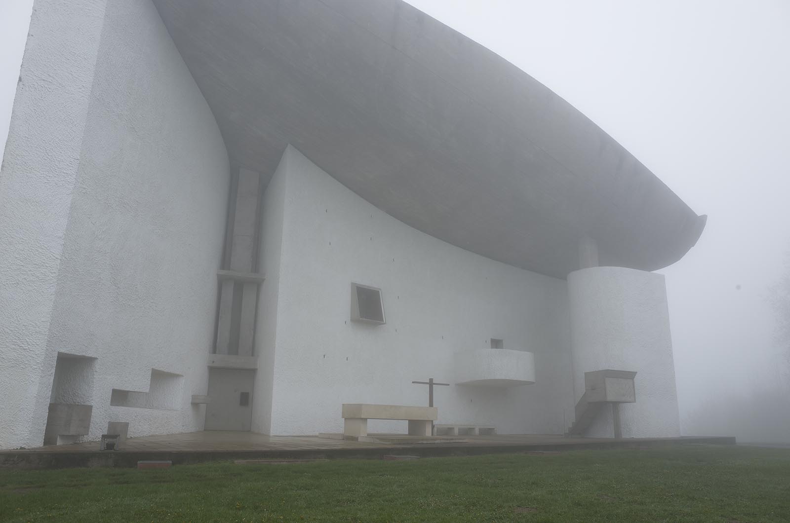 ヨーロッパ鉄道建築の旅’16:5日目 バーゼルからロンシャンの礼拝堂を電車だけで行く