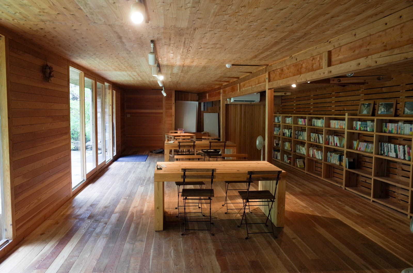 香川栗熊・グリーンに癒されるキトクラスカフェ（KITOKURAS cafe）