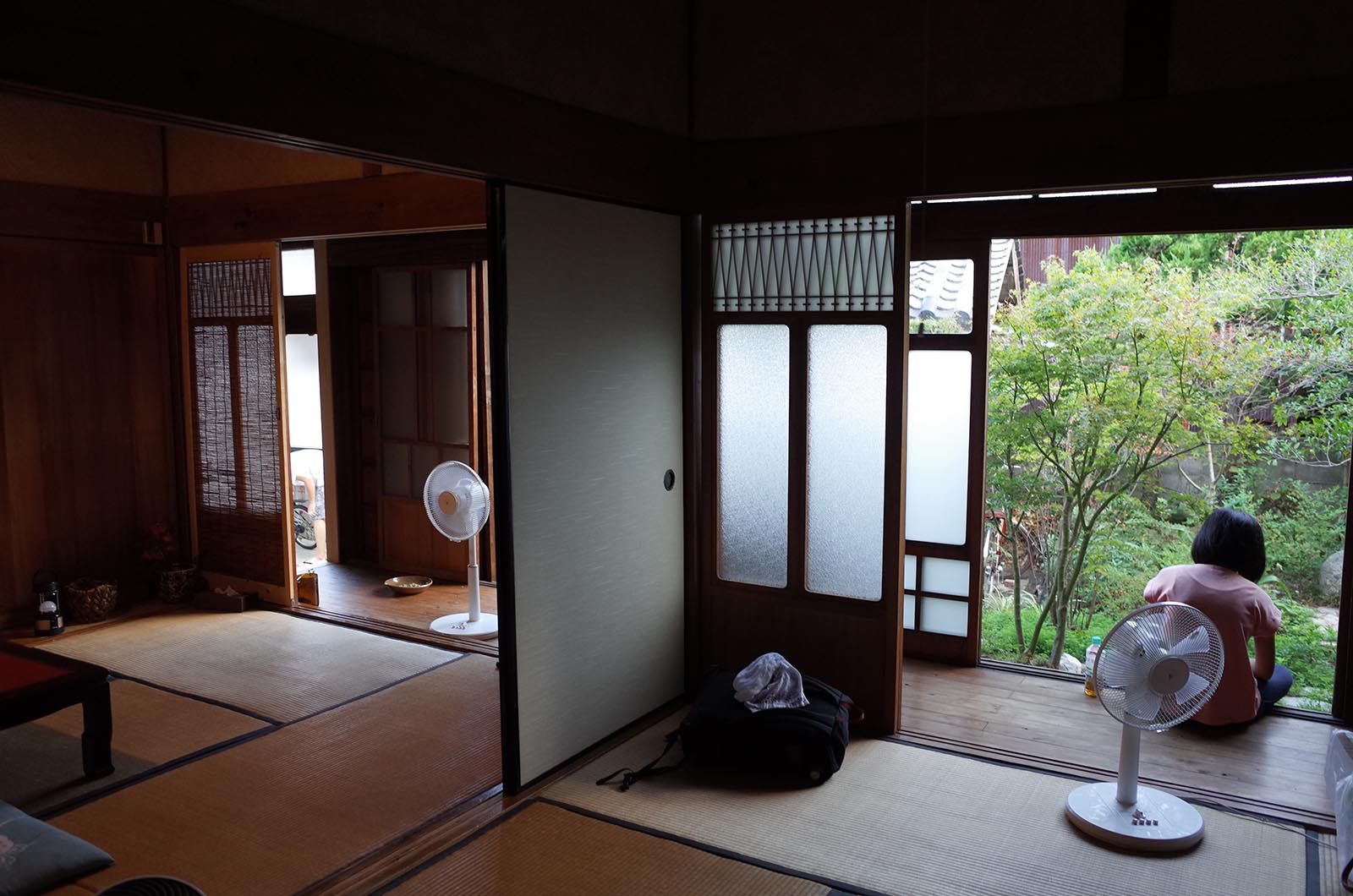 愛媛県・佐島にある古民家ゲストハウス「汐見の家」に泊まった。